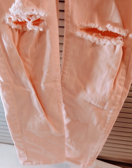 Current Elliot Pink Jeans Distressed 23 Fling - Picture 4 of 12